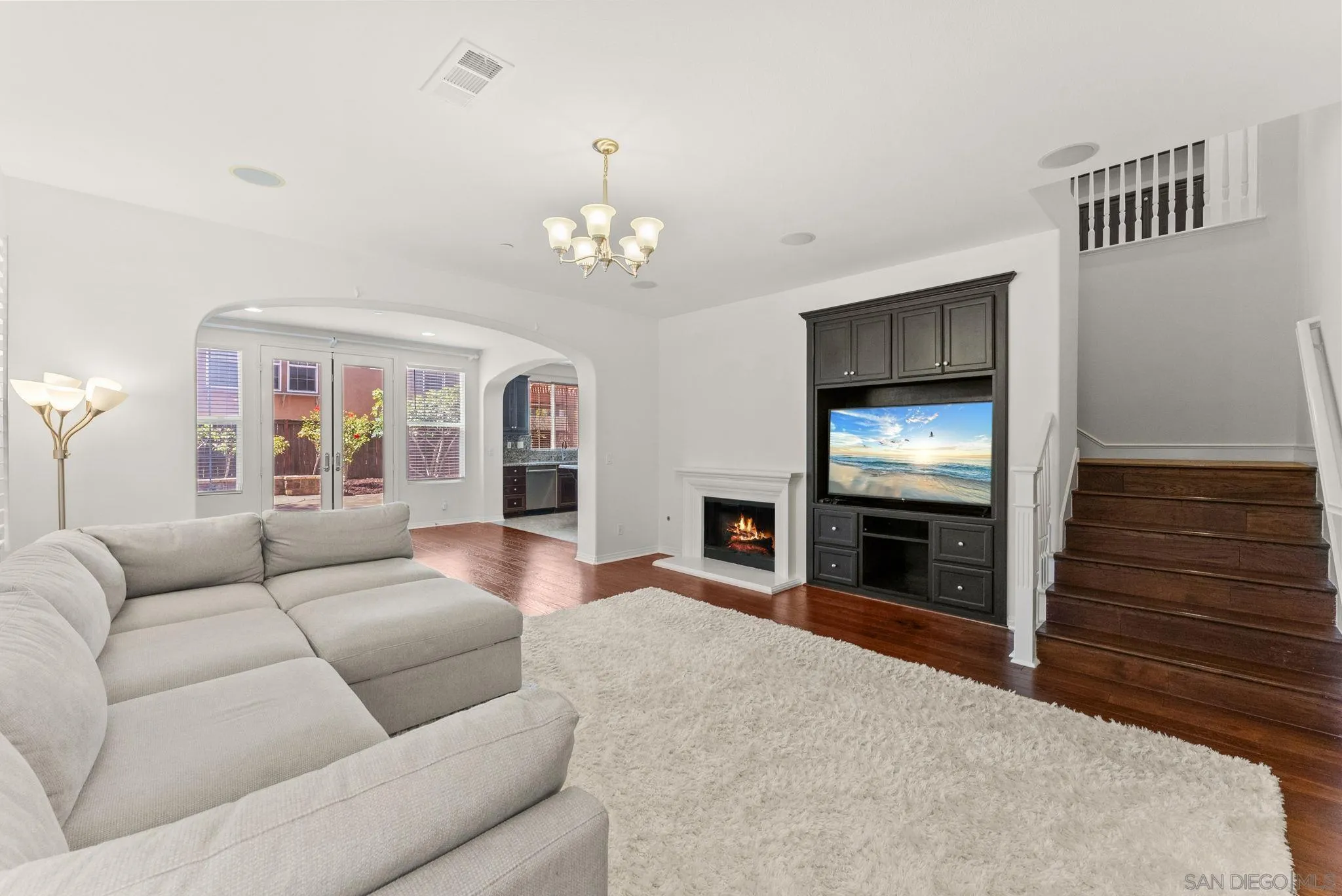 10449 Monterey Ridge Dr