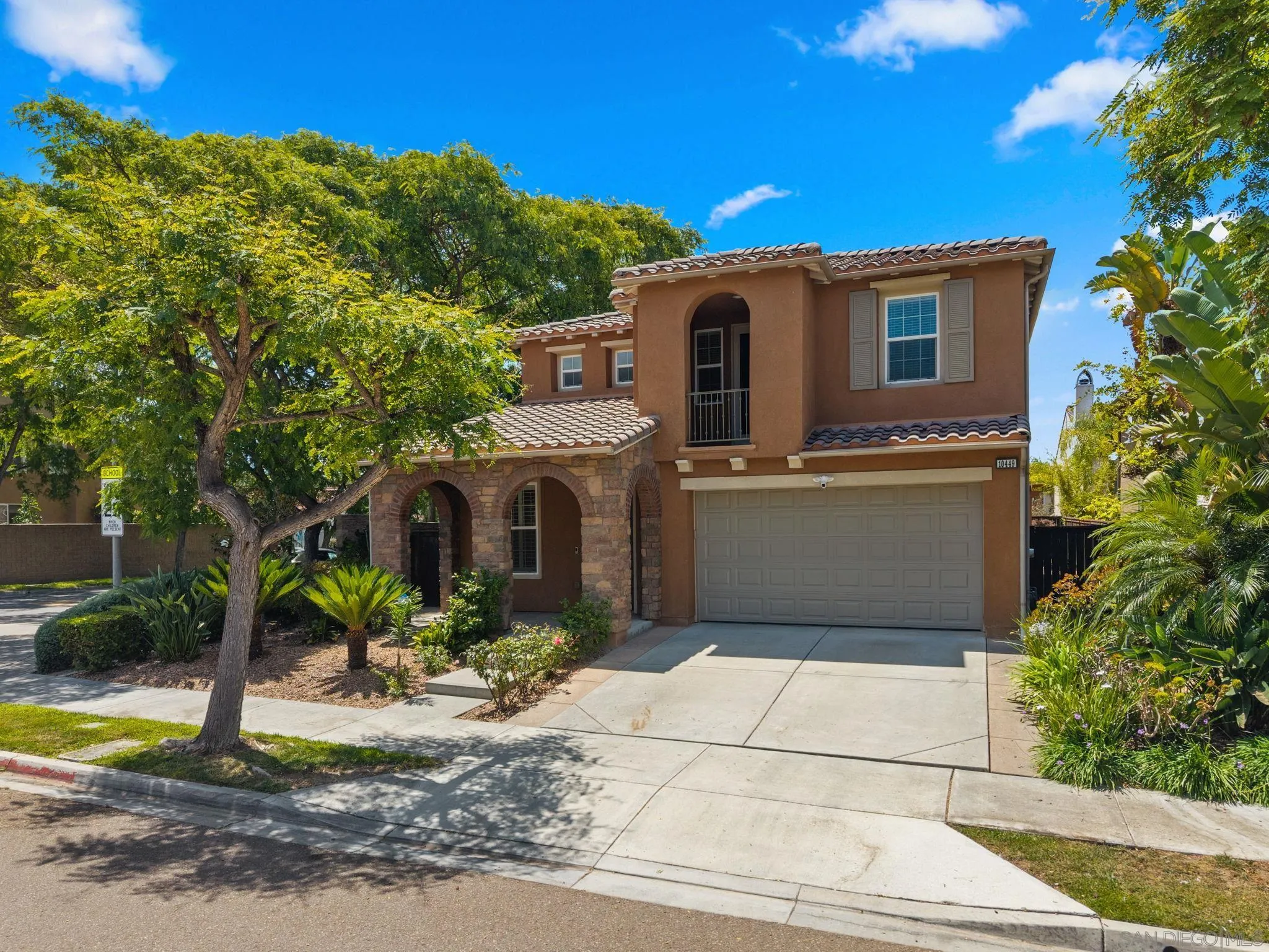 10449 Monterey Ridge Dr