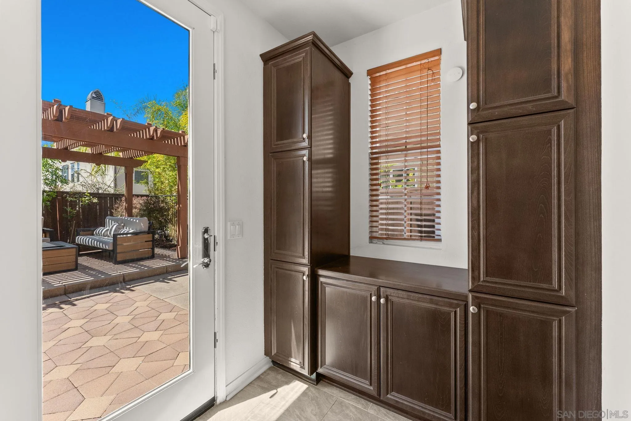 10449 Monterey Ridge Dr