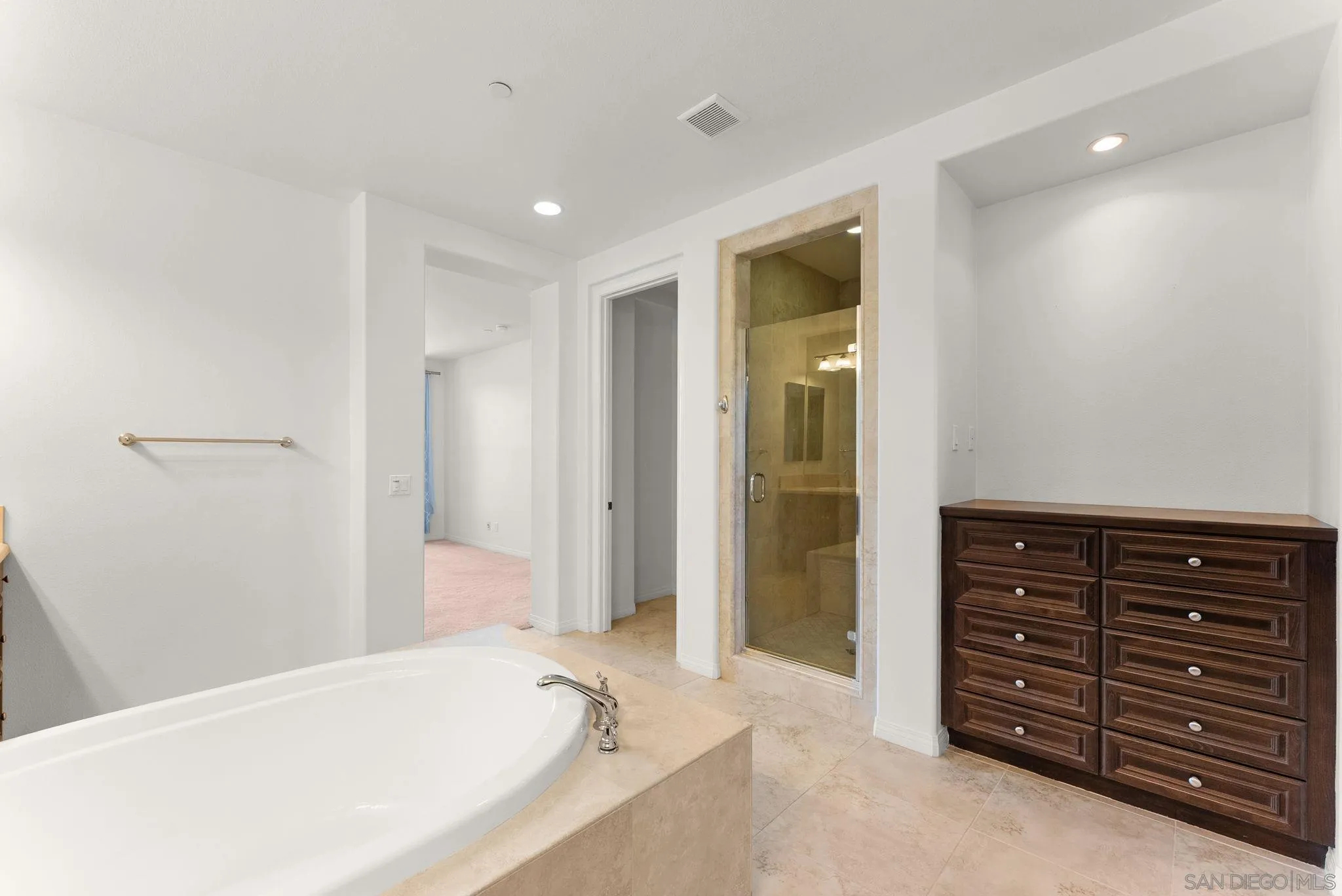 10449 Monterey Ridge Dr