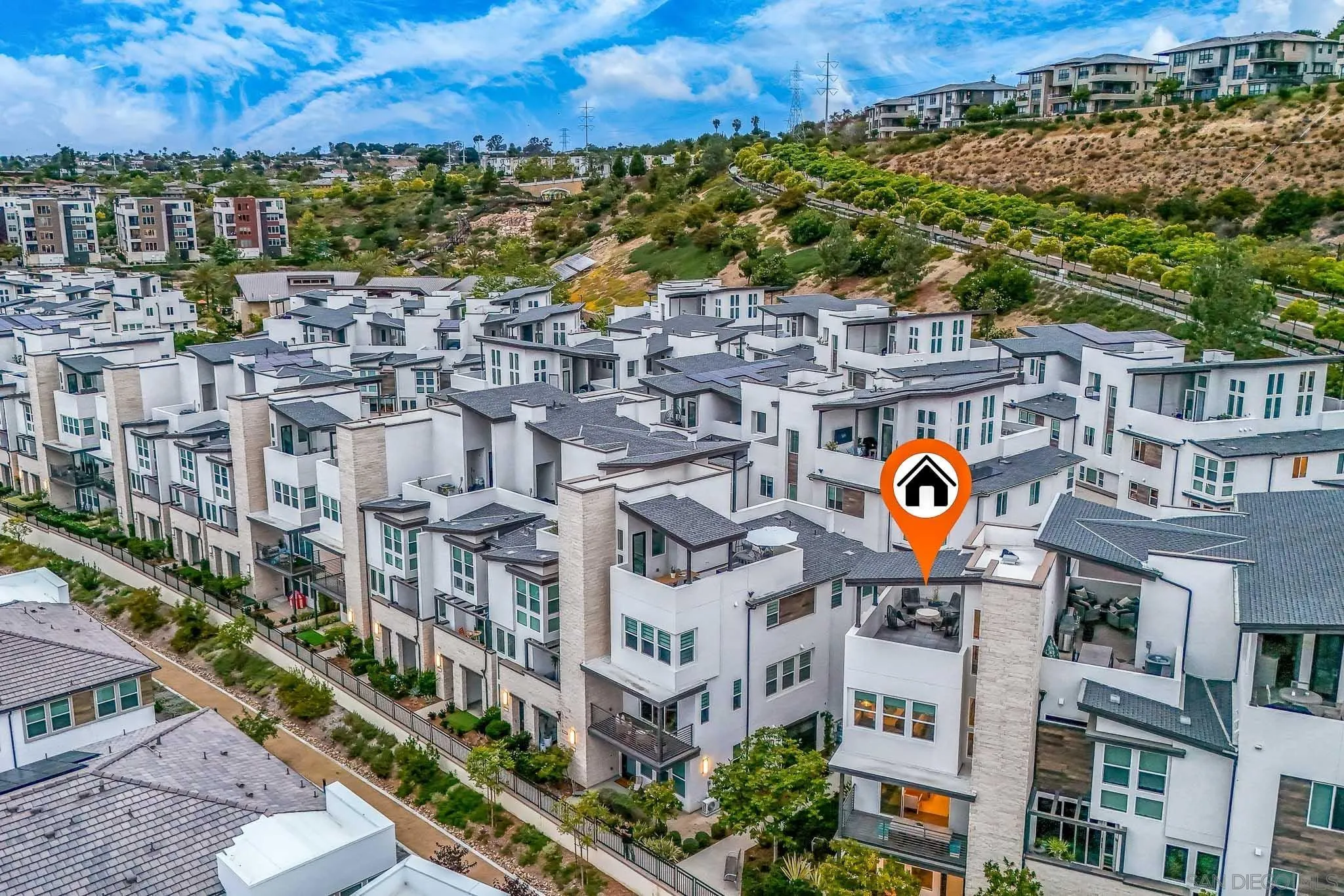 2858 Avella Cir
