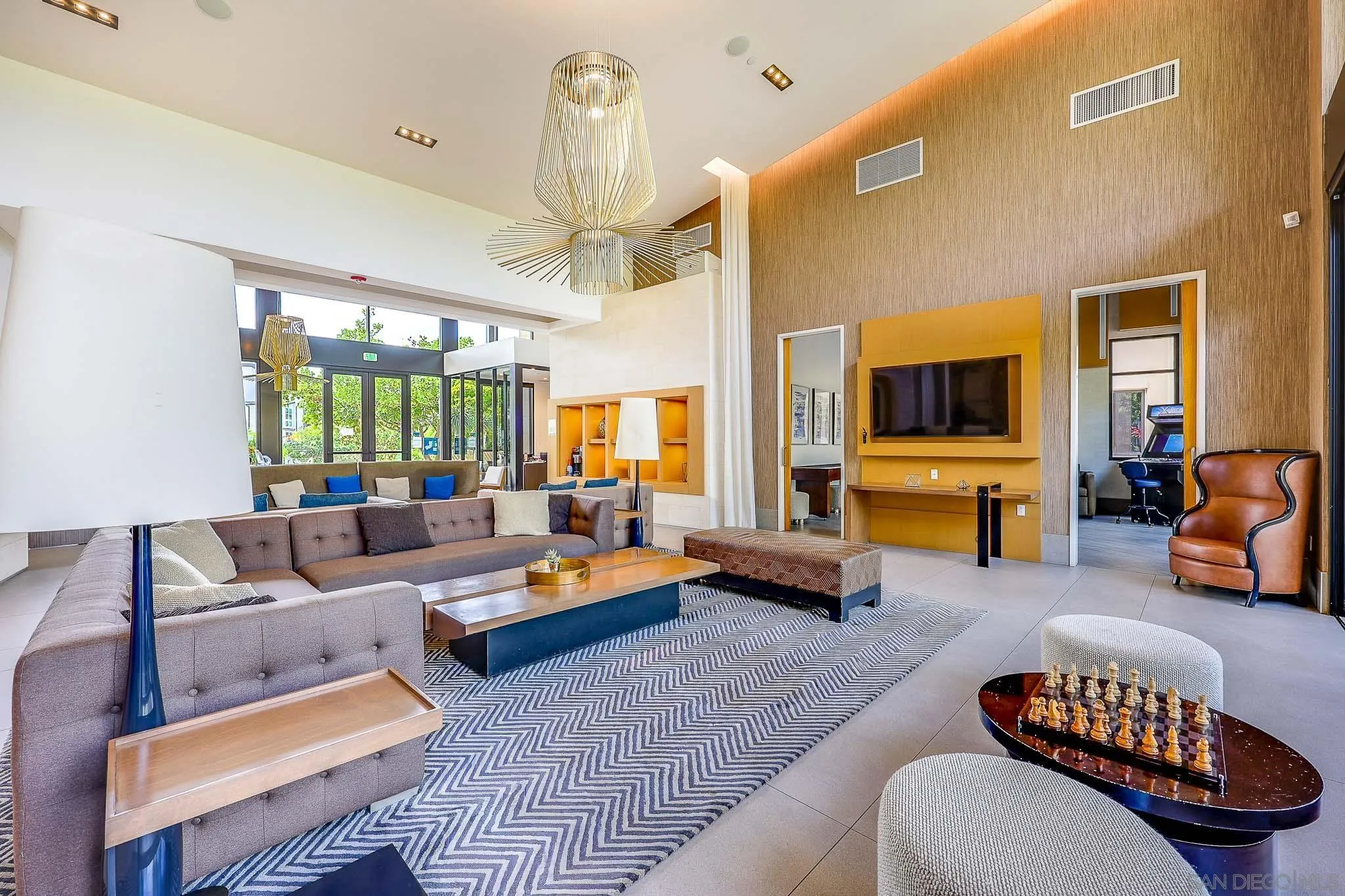 2858 Avella Cir