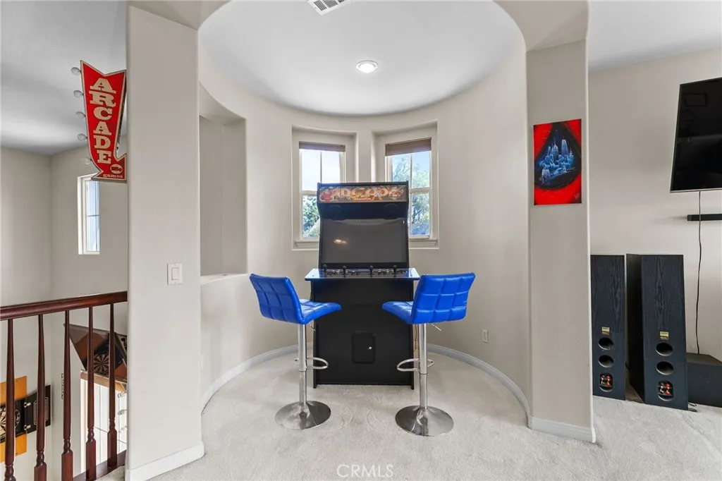 610 Ridgemont Circle