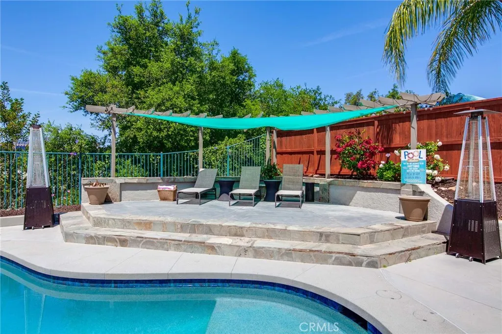 610 Ridgemont Circle