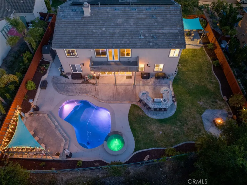 610 Ridgemont Circle