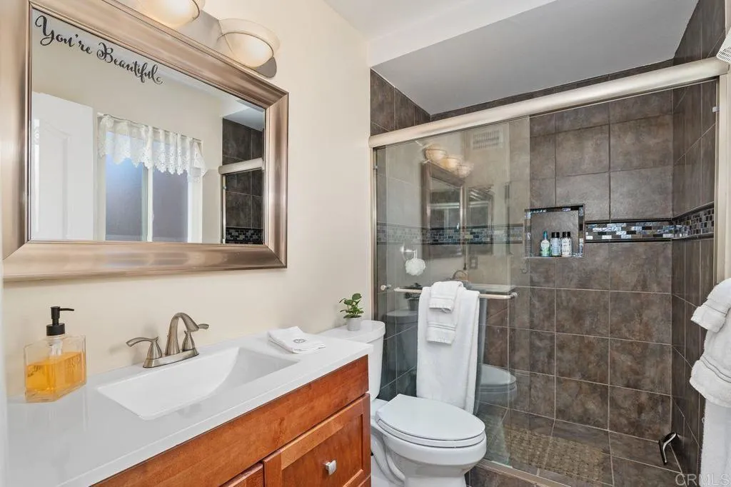 1009 Nightingale Place