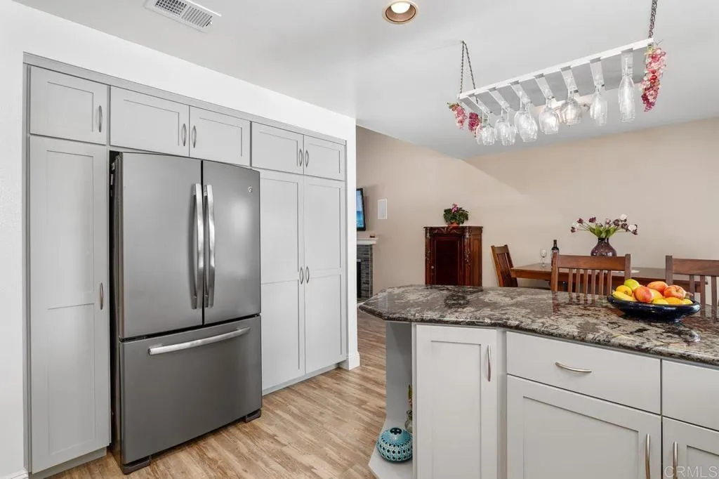 1009 Nightingale Place