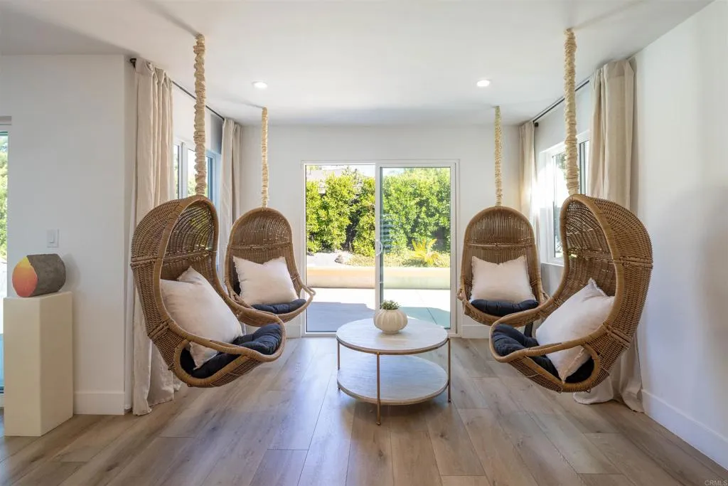 1711 Grandview Street