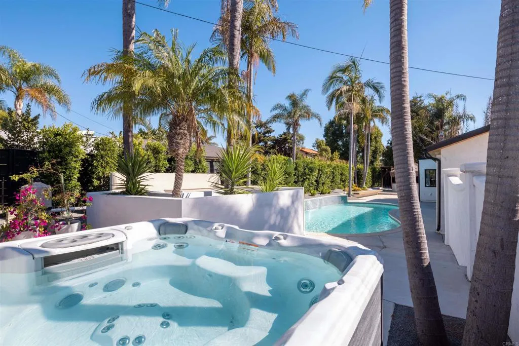 1711 Grandview Street