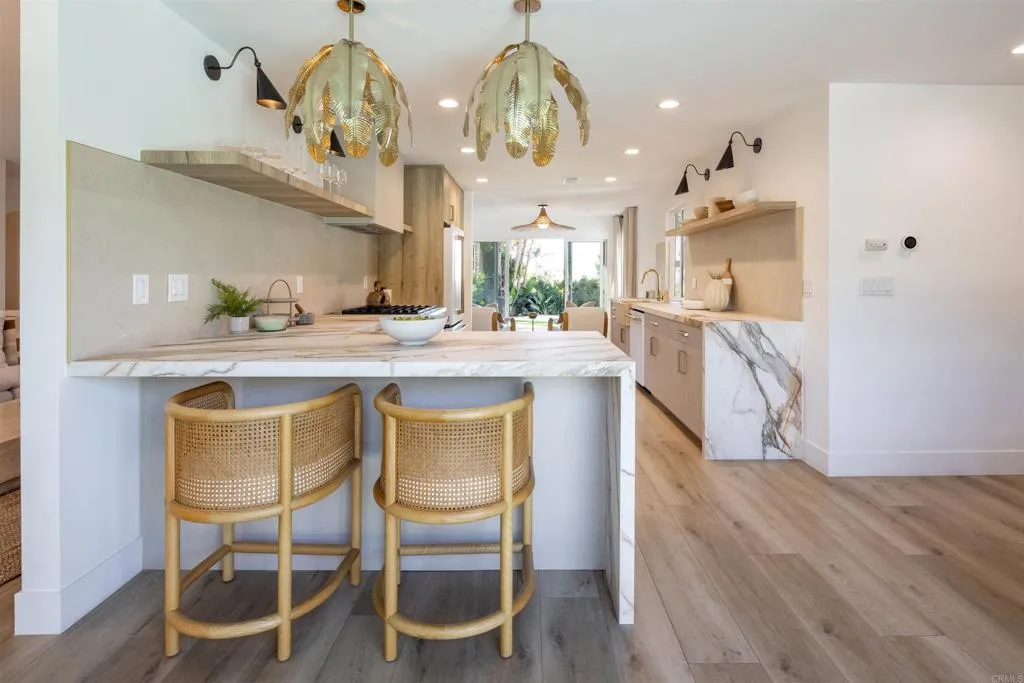 1711 Grandview Street