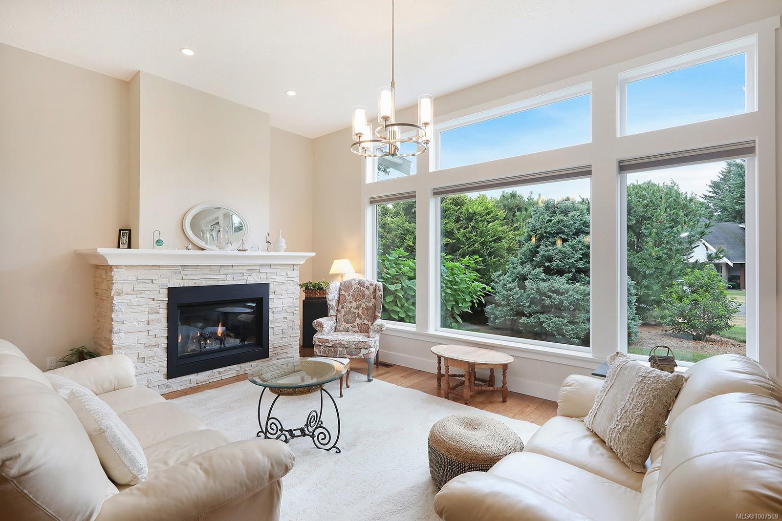 1726 Kincora Grove