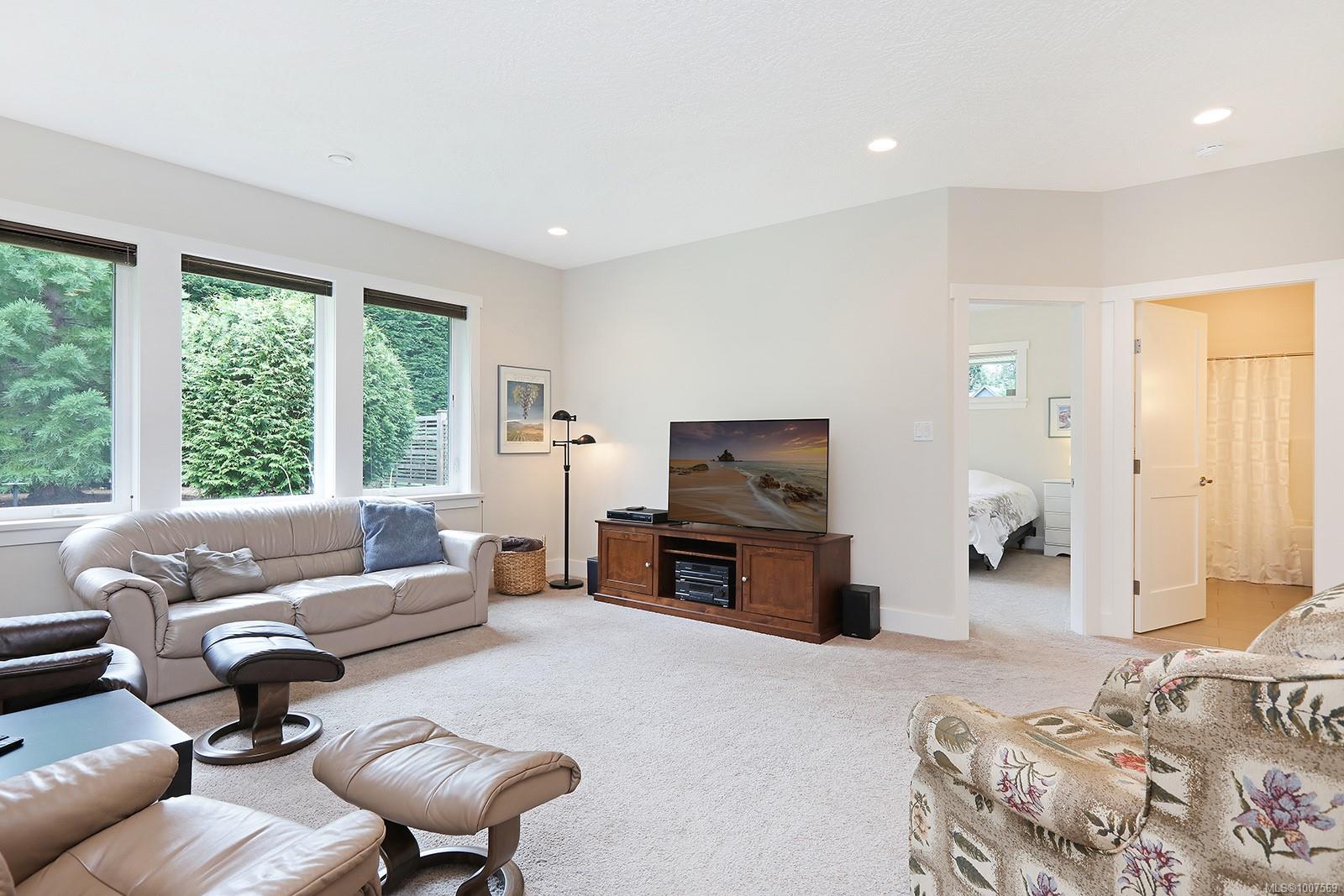 1726 Kincora Grove
