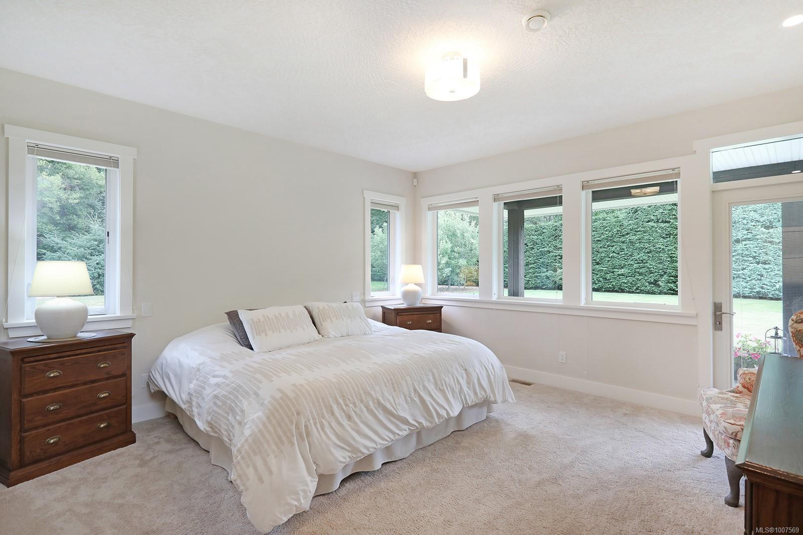 1726 Kincora Grove