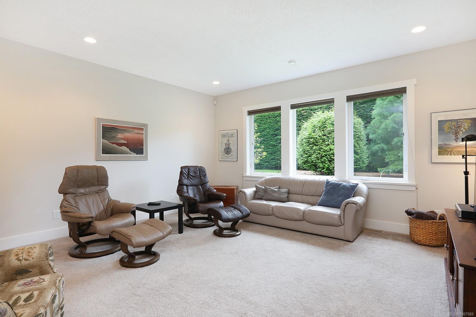 1726 Kincora Grove
