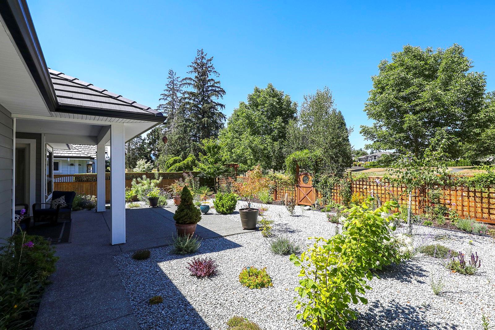 2782 Sheffield Cres