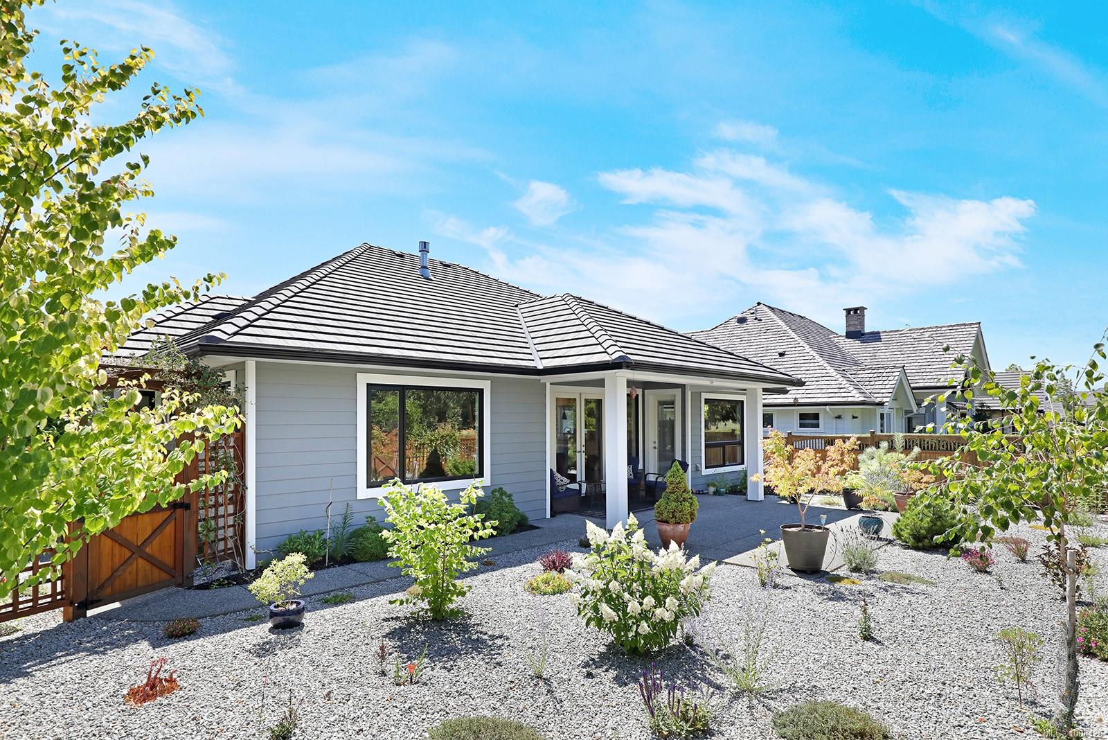 2782 Sheffield Cres