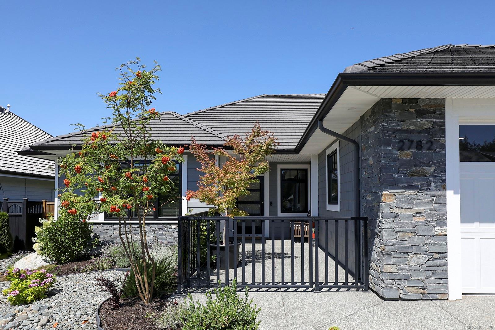 2782 Sheffield Cres