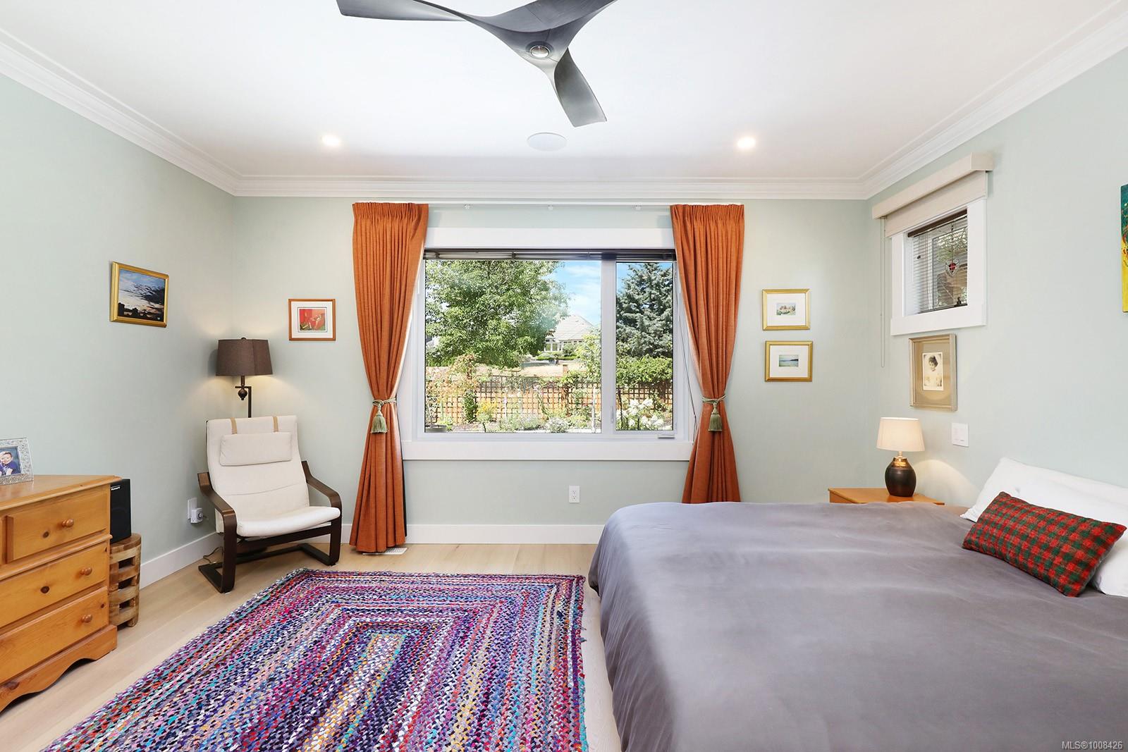 2782 Sheffield Cres