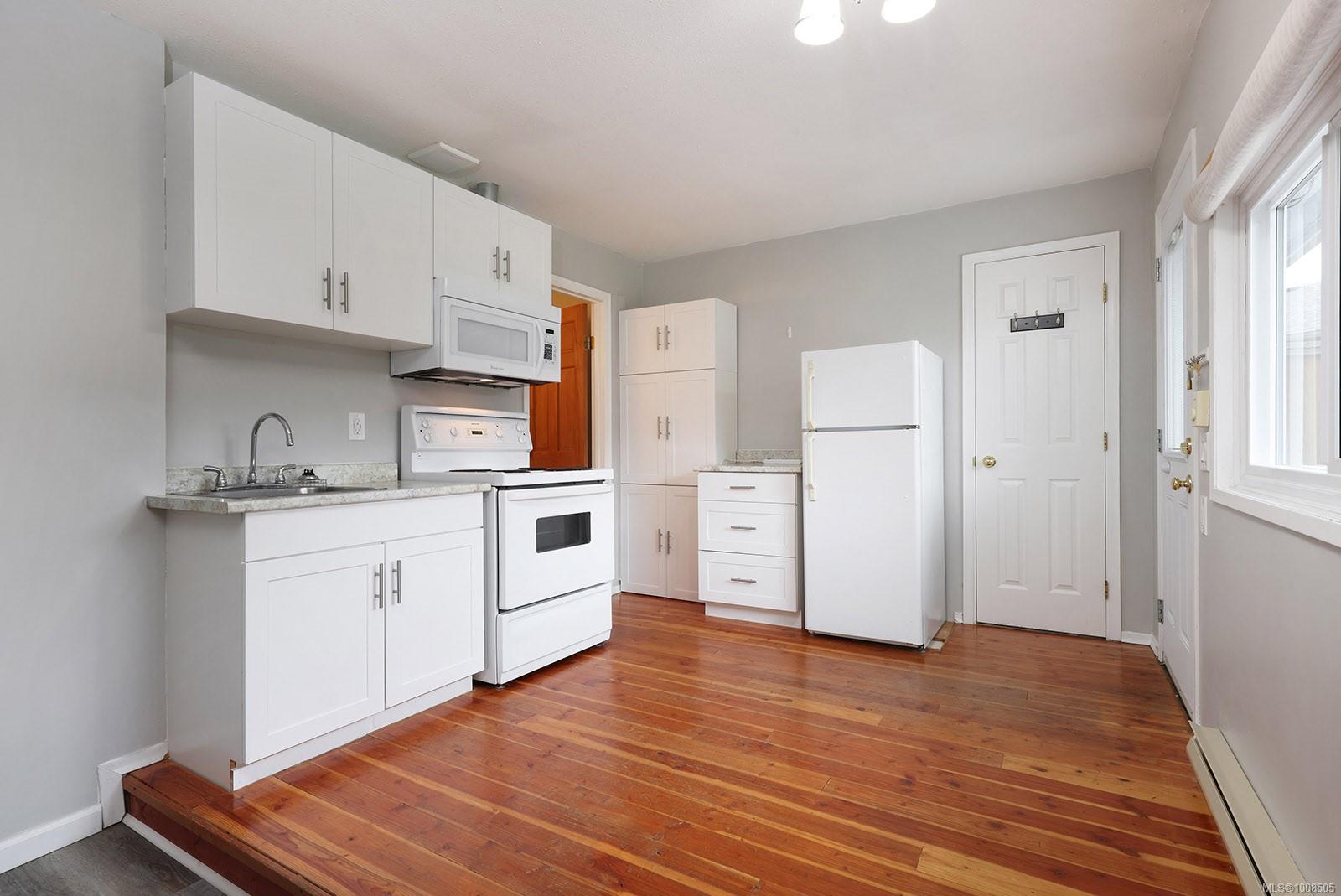 2695 Carstairs Dr