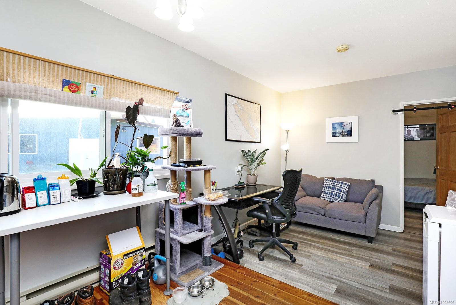 2695 Carstairs Dr