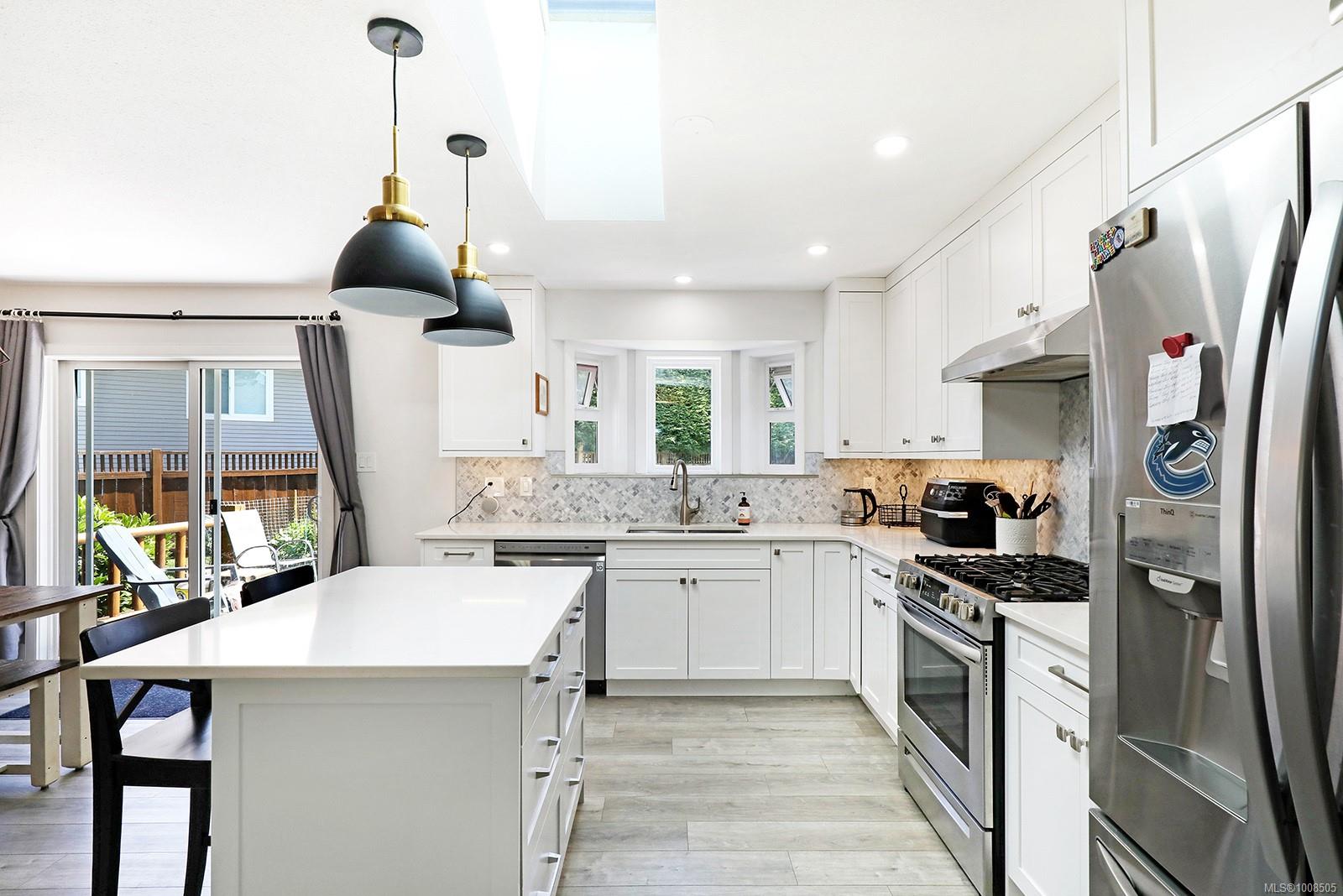 2695 Carstairs Dr