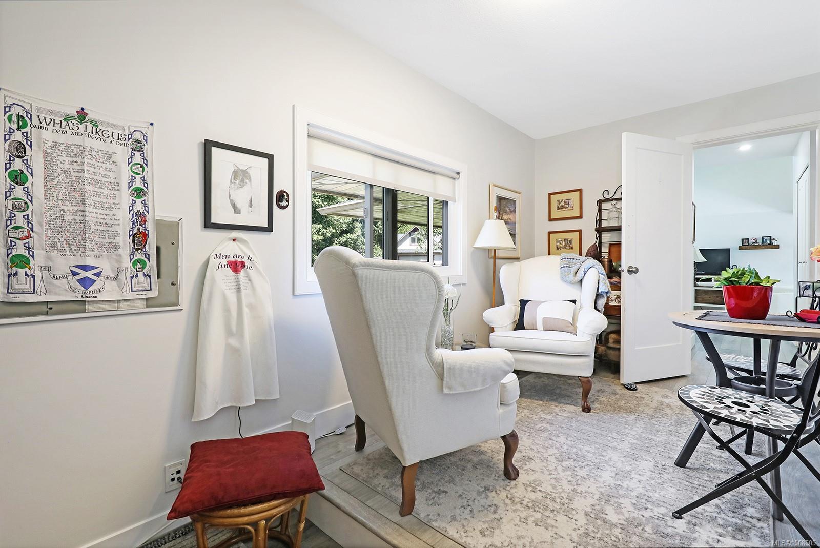 2695 Carstairs Dr