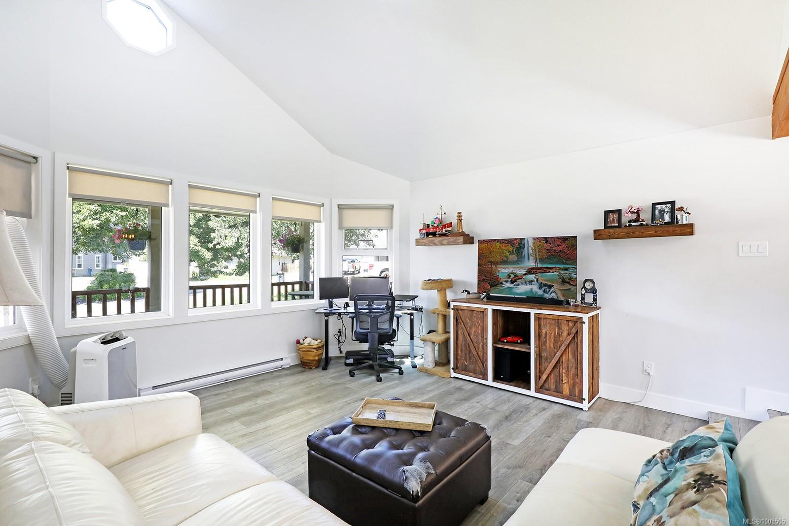 2695 Carstairs Dr