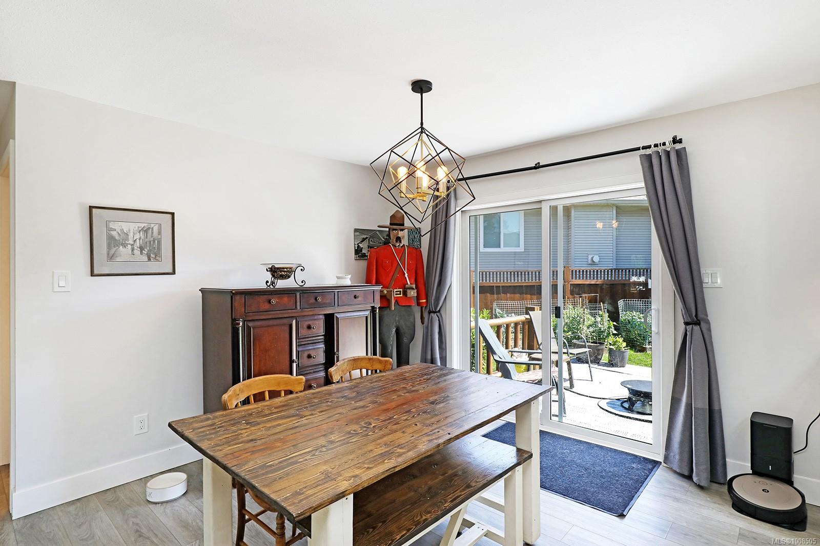 2695 Carstairs Dr
