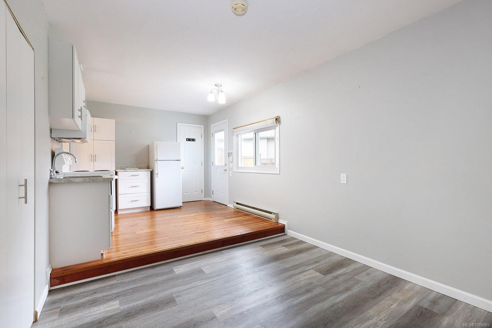 2695 Carstairs Dr
