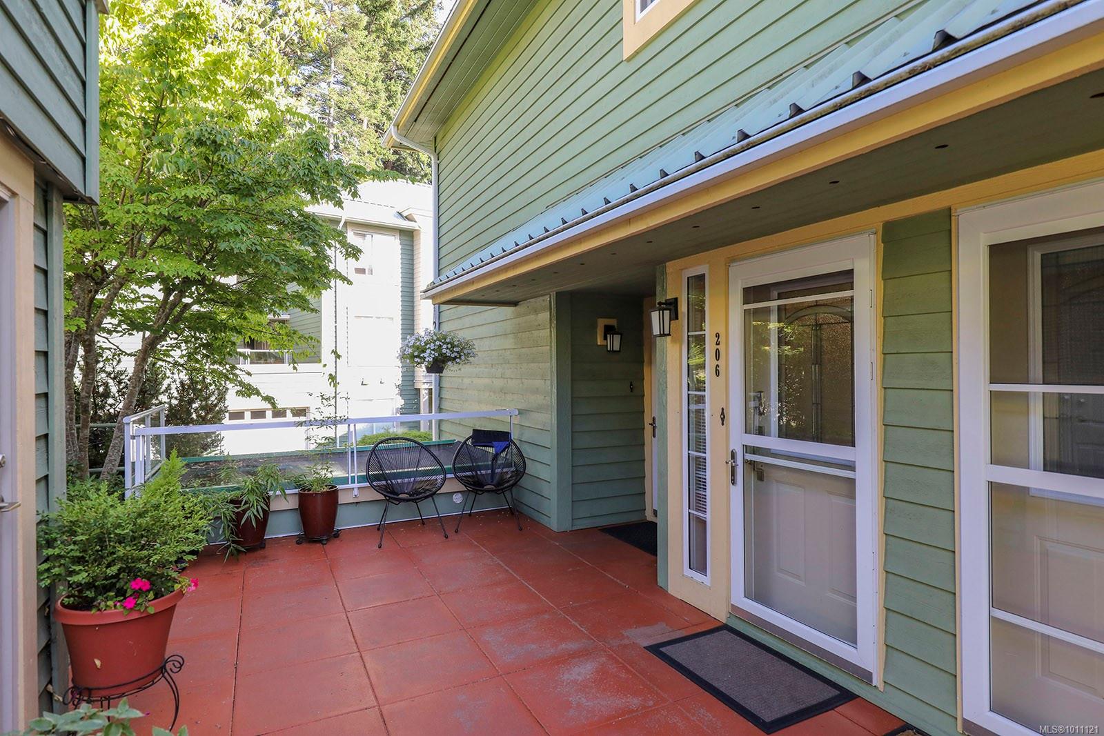 2275 Comox Ave Unit: 206