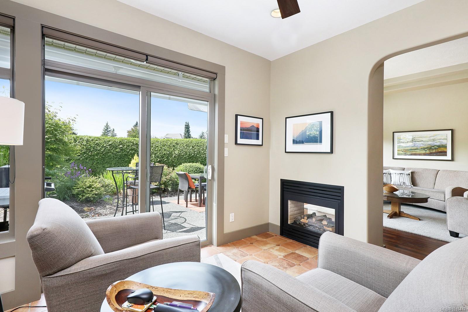 3399 Crown Isle Dr # 221