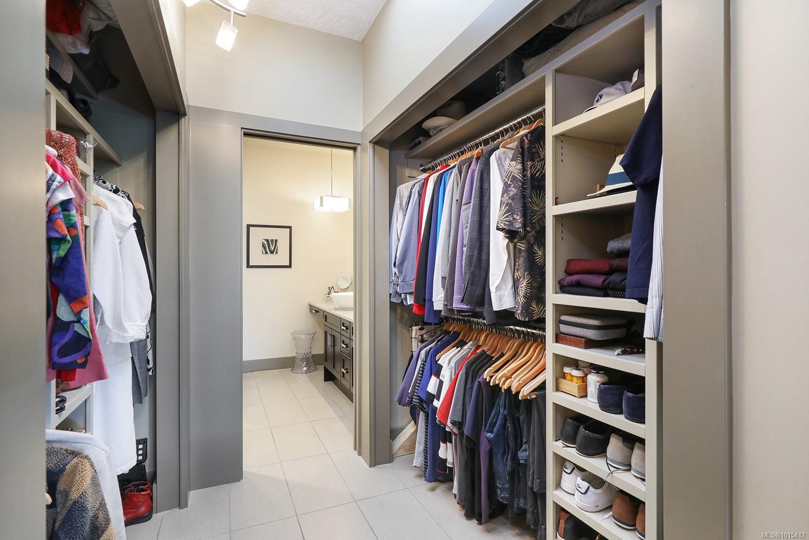 3399 Crown Isle Dr # 221