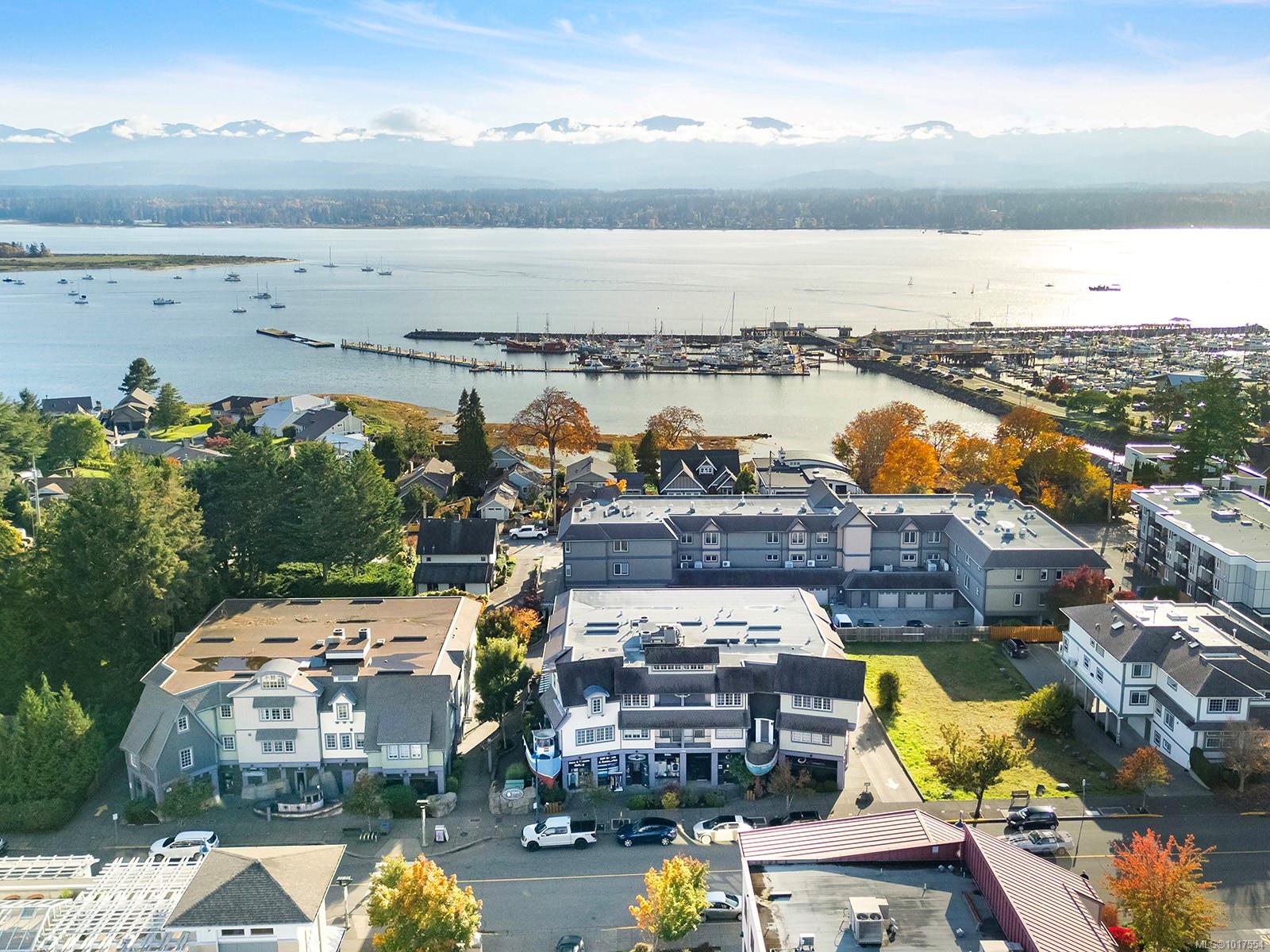1705 Comox Ave Unit: 203