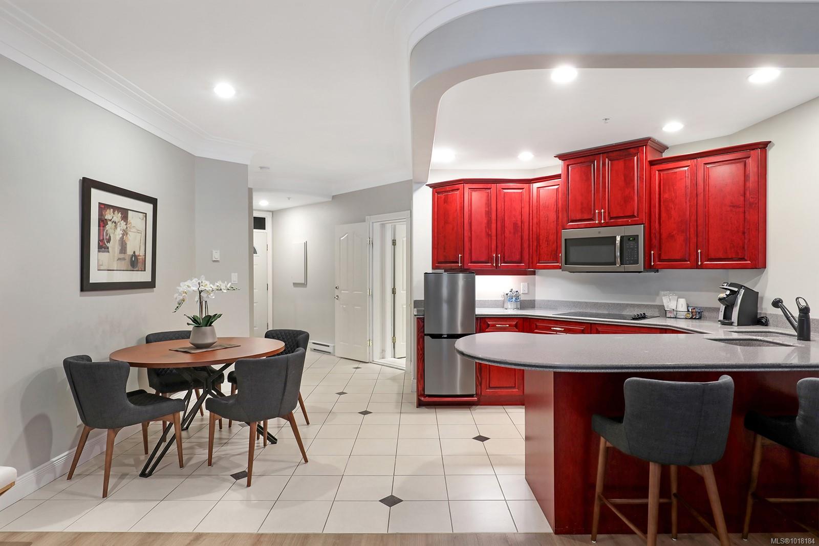 366 Clubhouse Dr, Courtenay Unit: 907/908A