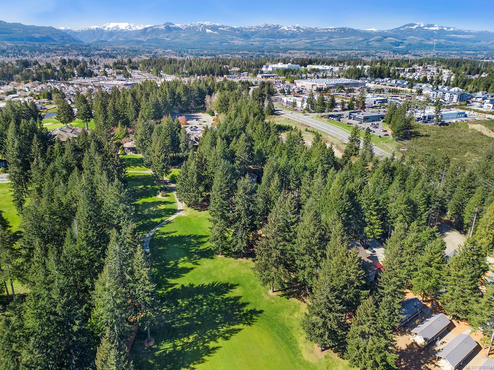 366 Clubhouse Dr, Courtenay Unit: 907/908A