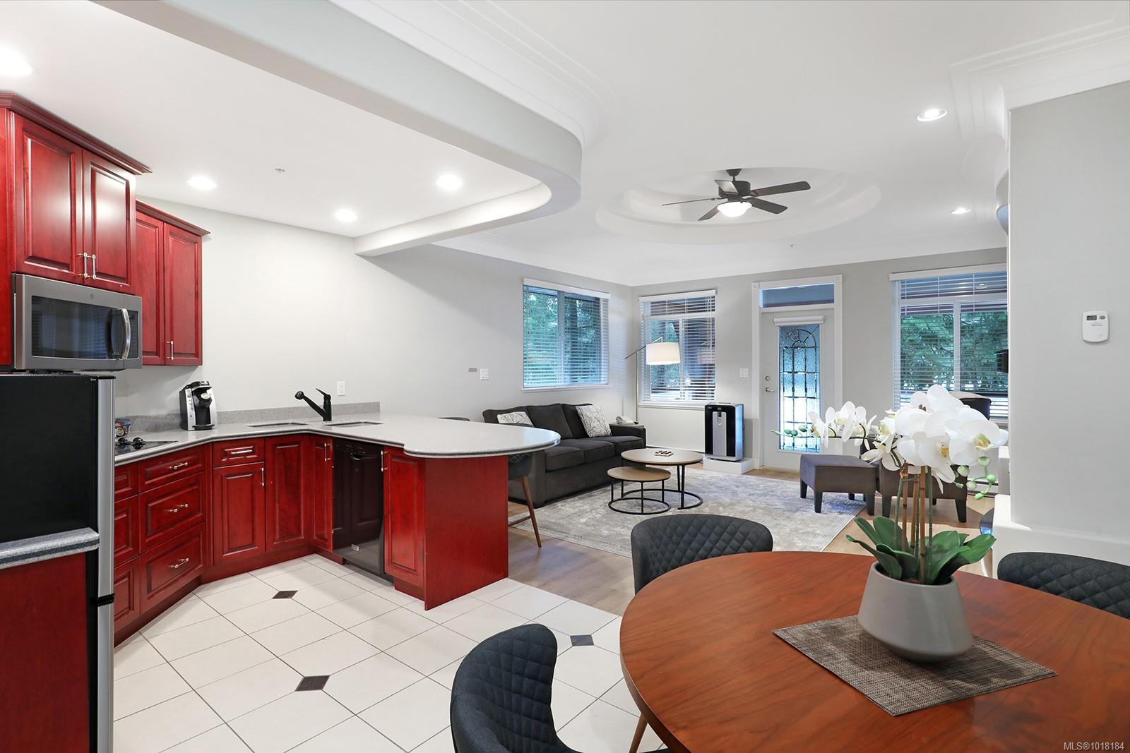 366 Clubhouse Dr, Courtenay Unit: 907/908A