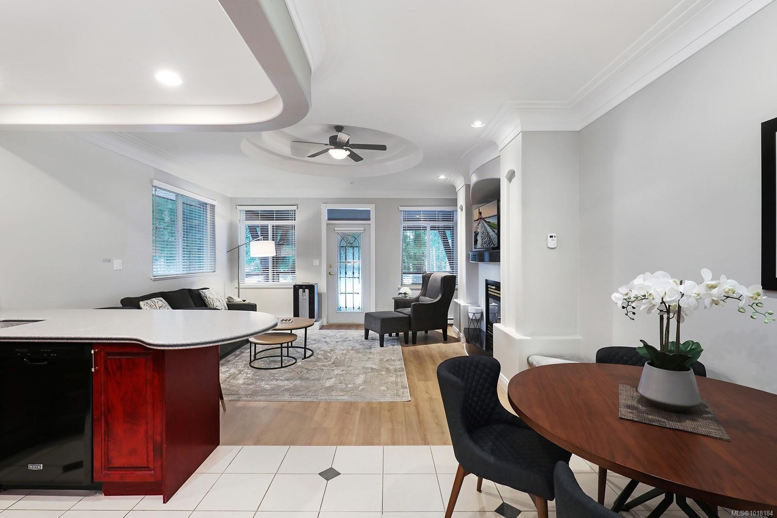 366 Clubhouse Dr, Courtenay Unit: 907/908A