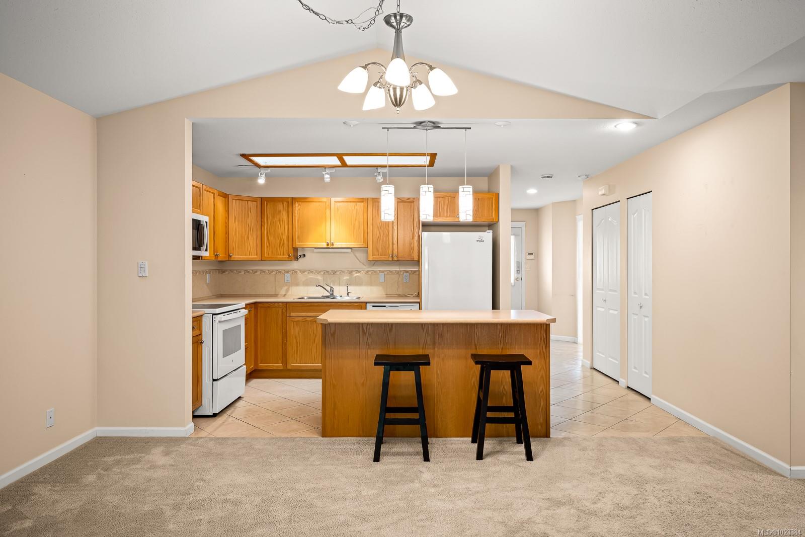 1919 St. Andrews Pl # 117