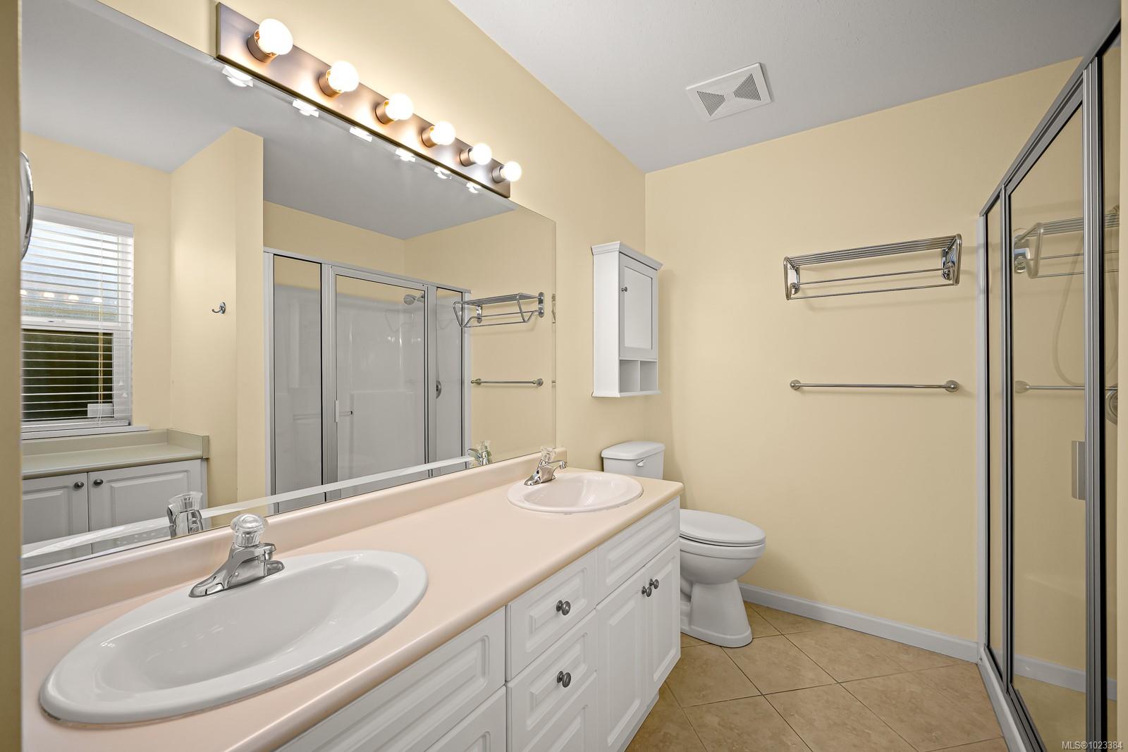 1919 St. Andrews Pl # 117