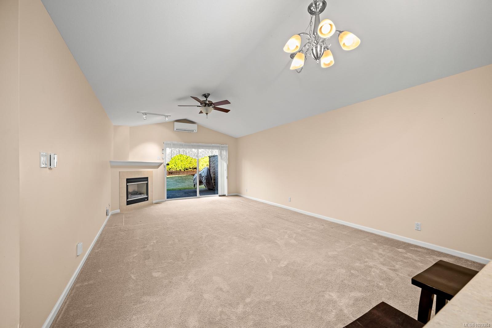 1919 St. Andrews Pl # 117