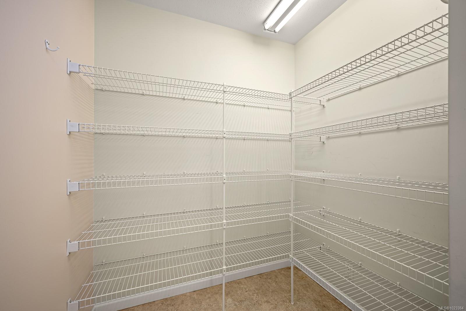 1919 St. Andrews Pl # 117