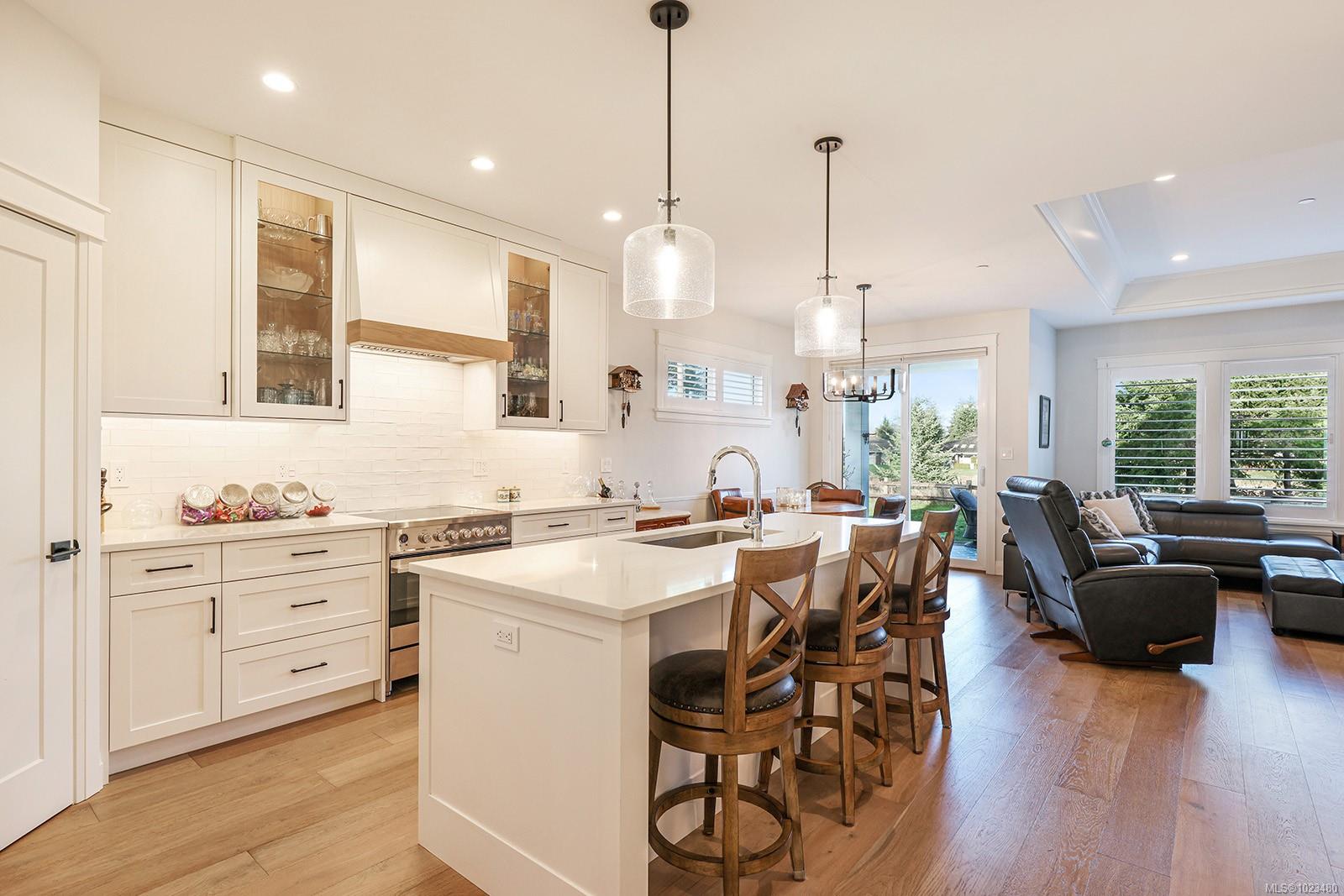 1444 Crown Isle Dr # 108