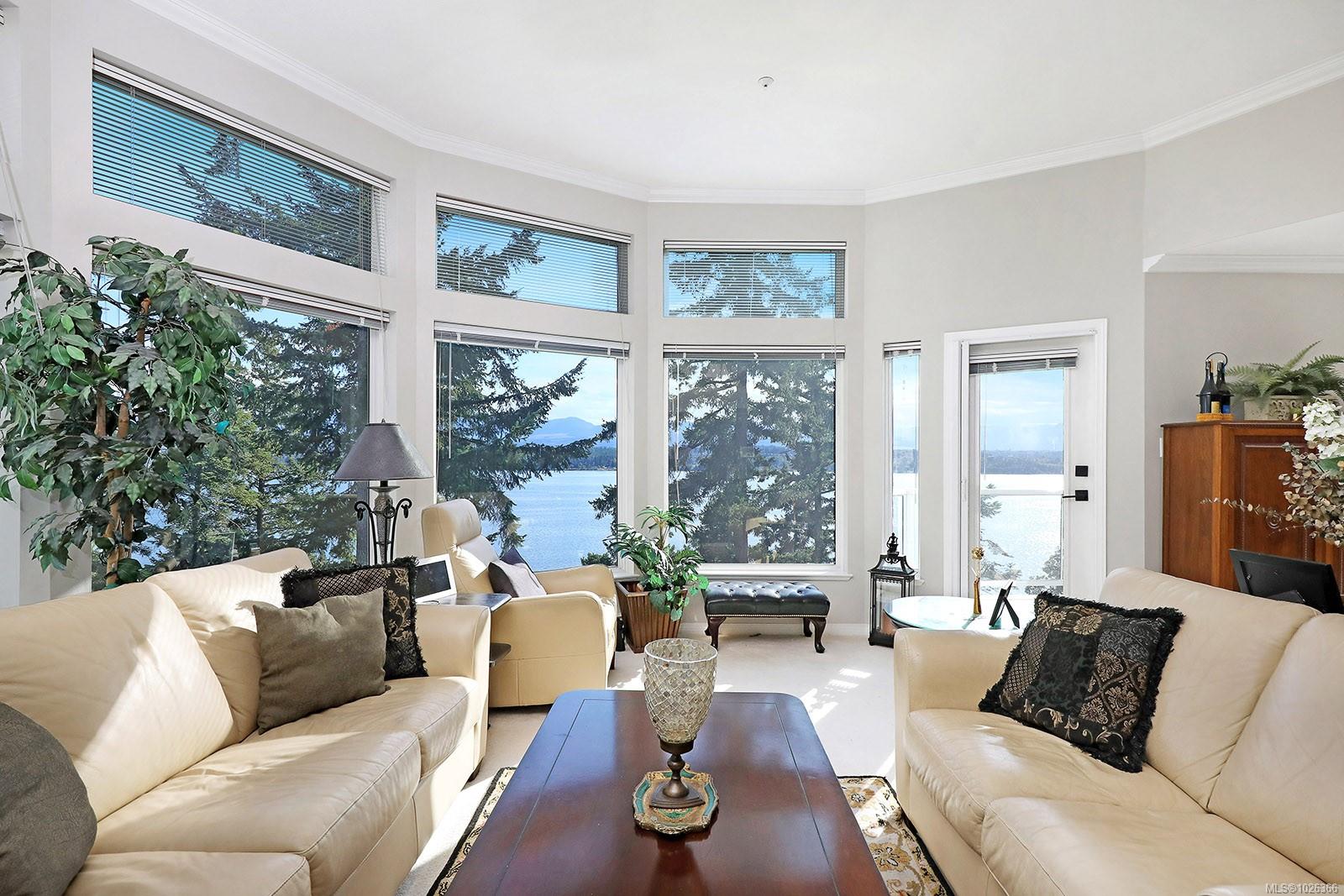 2275 Comox Ave Unit: 206