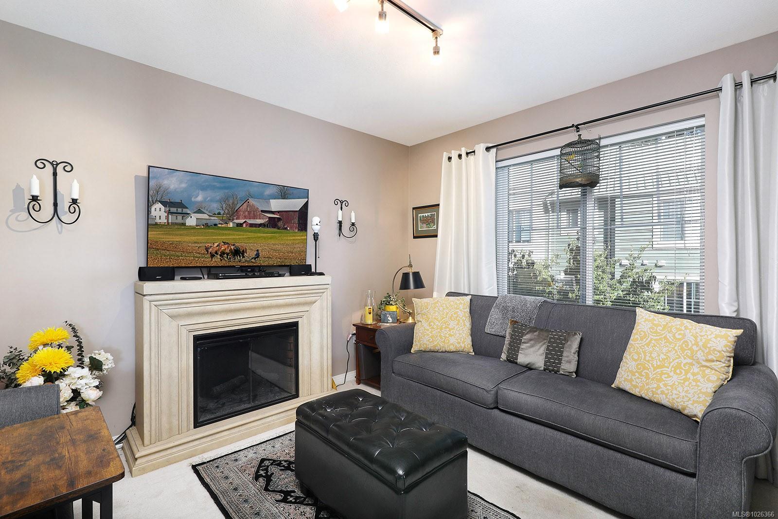 2275 Comox Ave Unit: 206