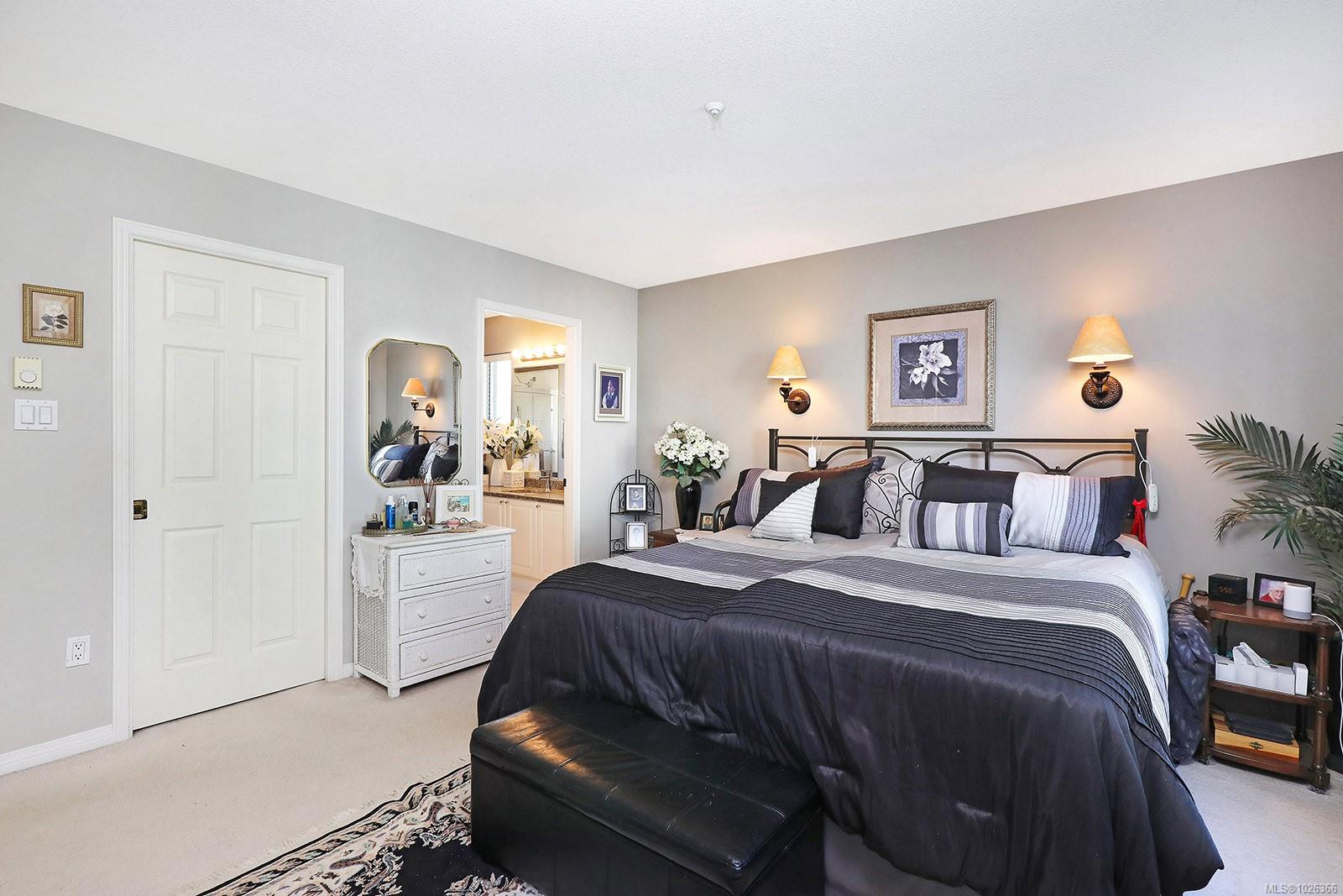 2275 Comox Ave Unit: 206