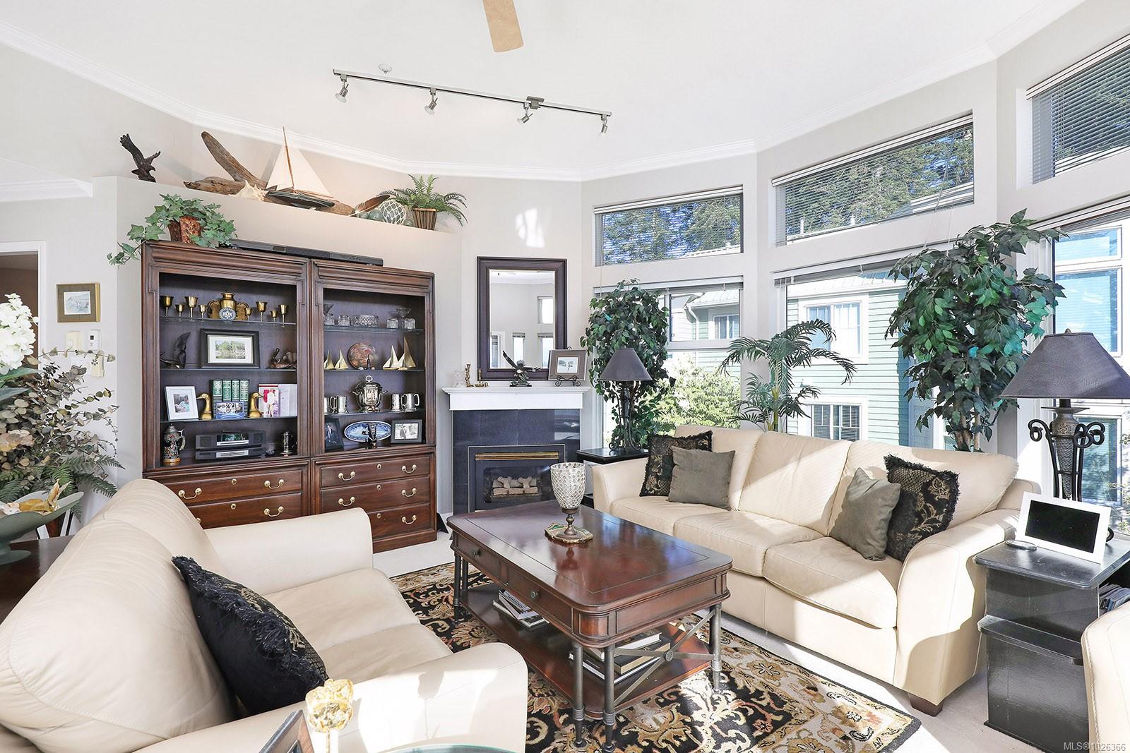 2275 Comox Ave Unit: 206