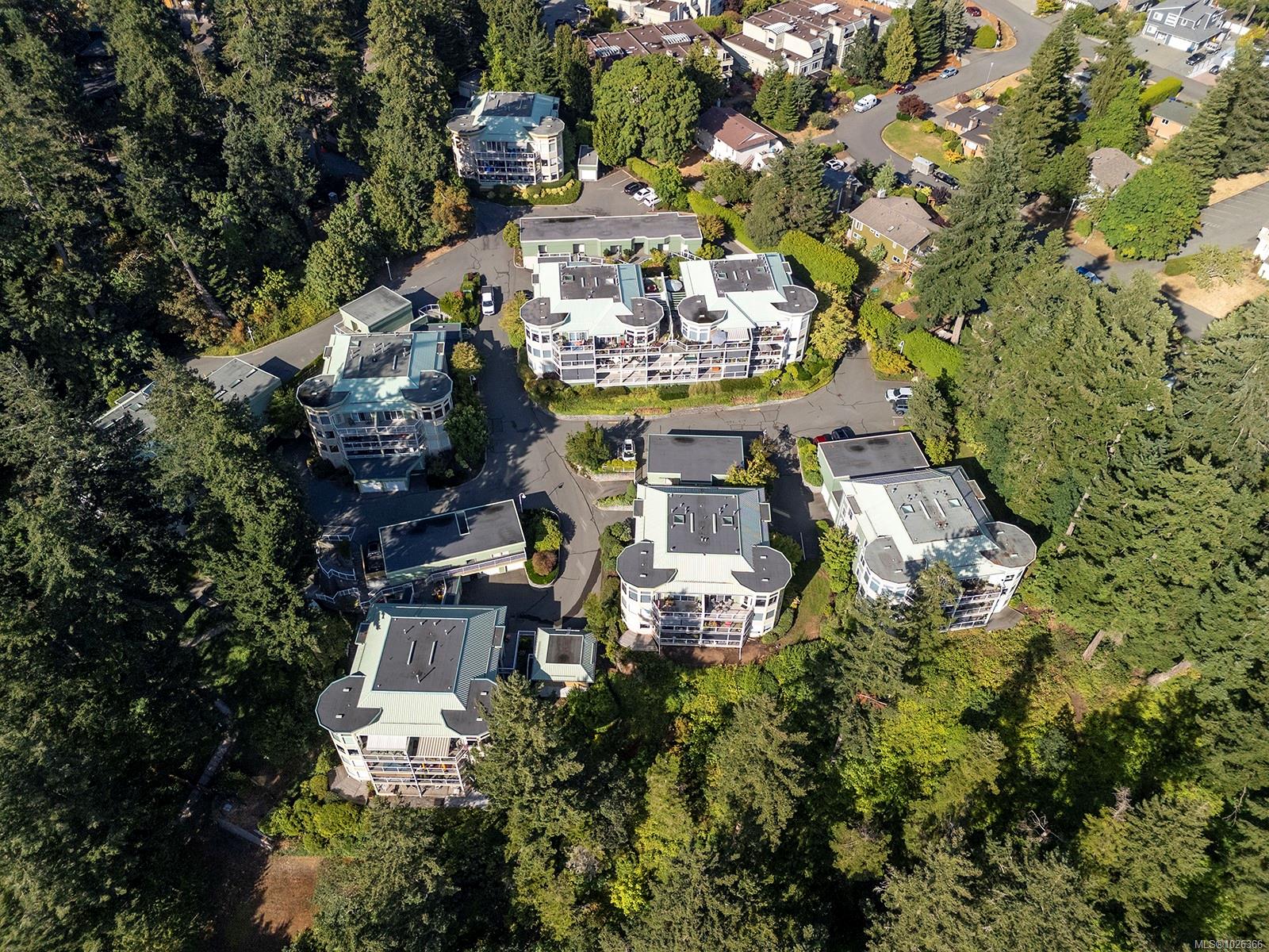 2275 Comox Ave Unit: 206