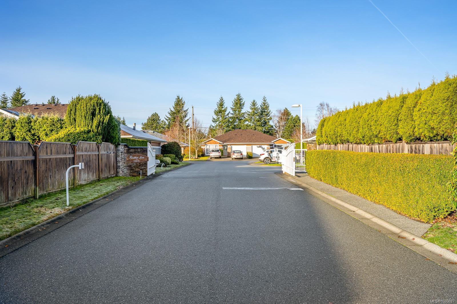 1919 St. Andrews Pl # 117