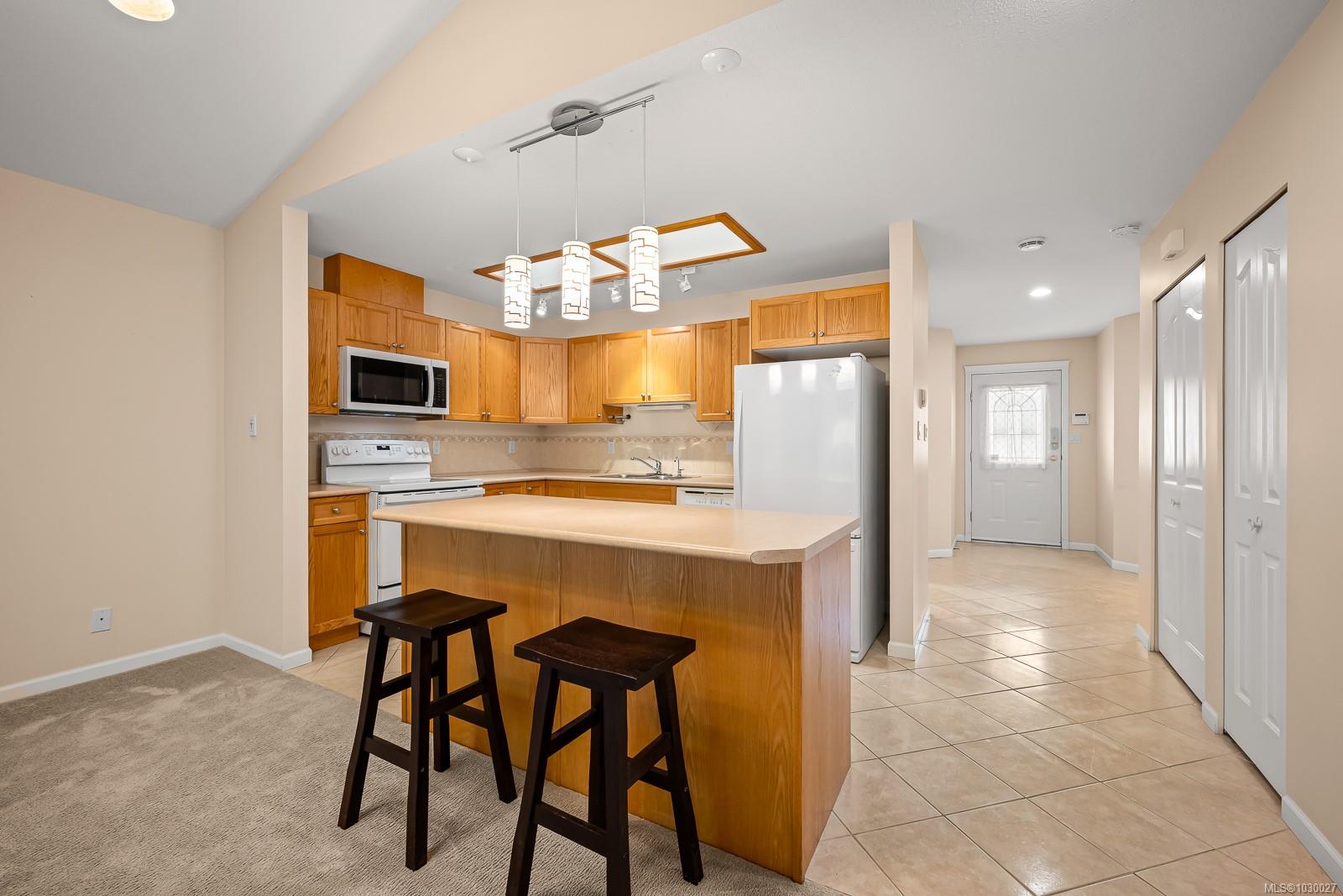 1919 St. Andrews Pl # 117