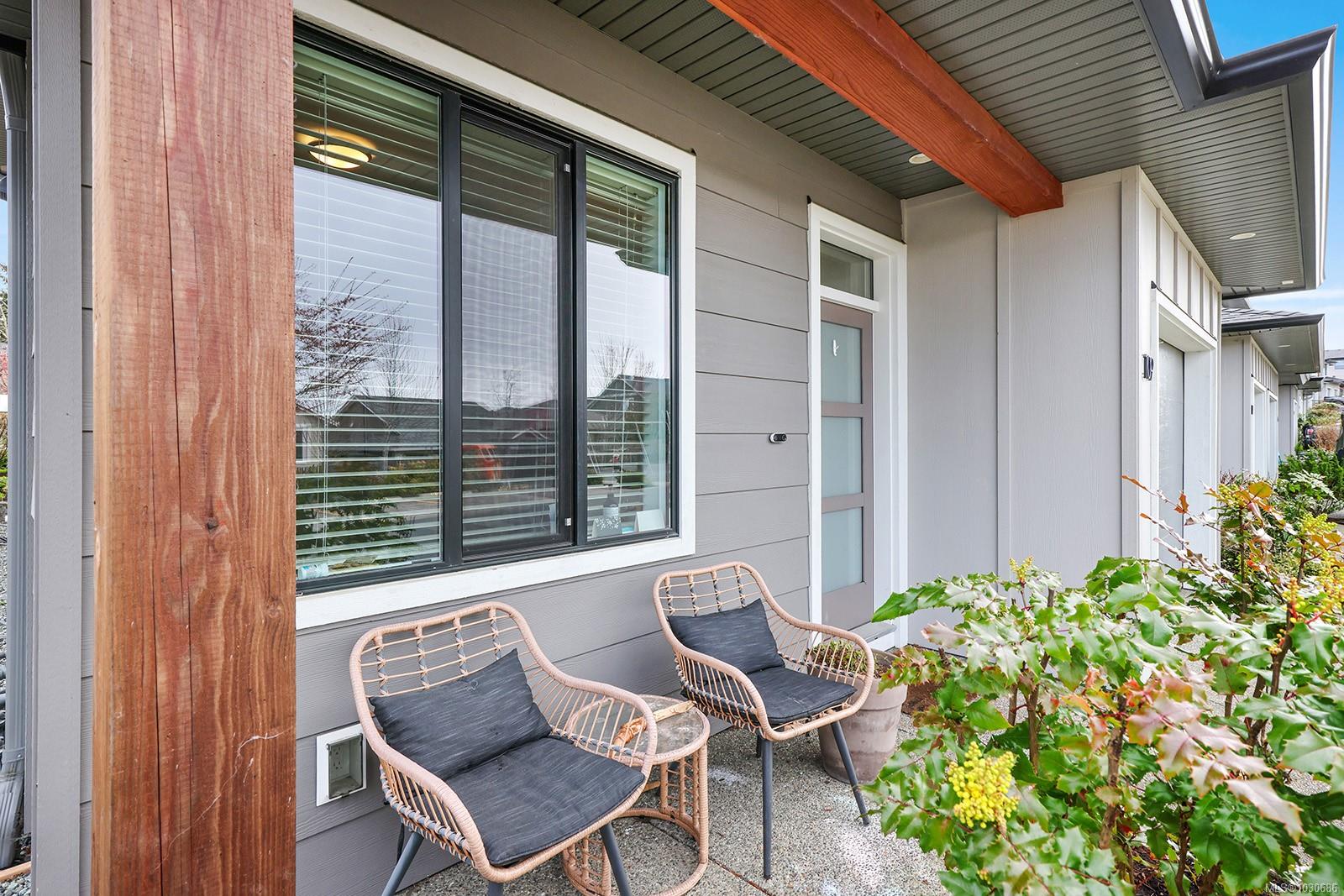 2607 Kendal Ave # 109